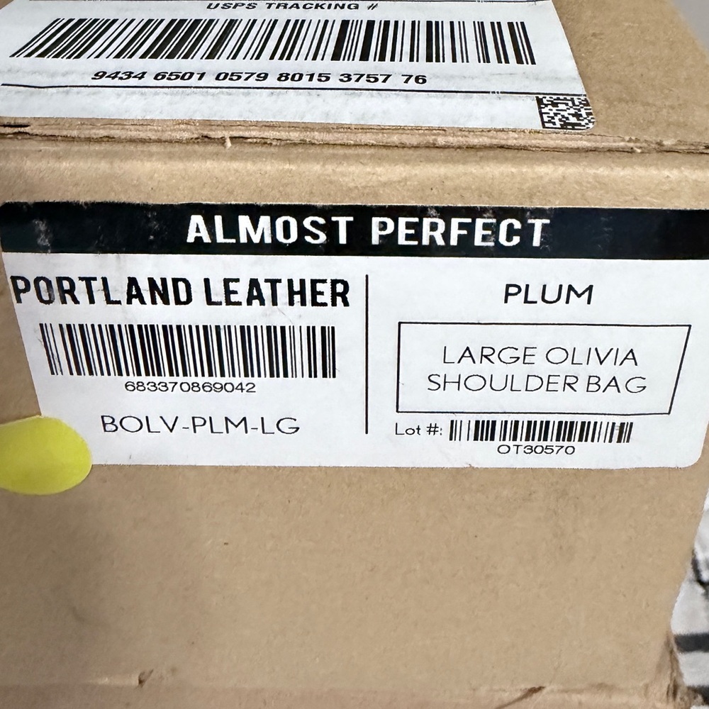 Portland Leather plum purple Olivia Shoulder Bag - Picture 2 of 16